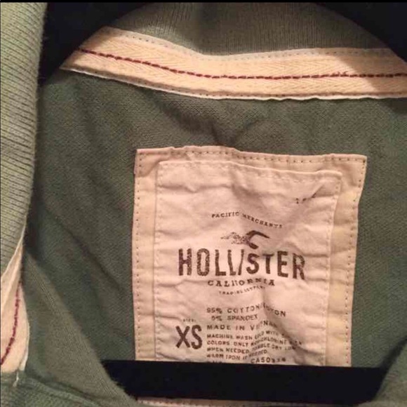 Hollister military green XS short sleeved polo - Picture 3 of 3